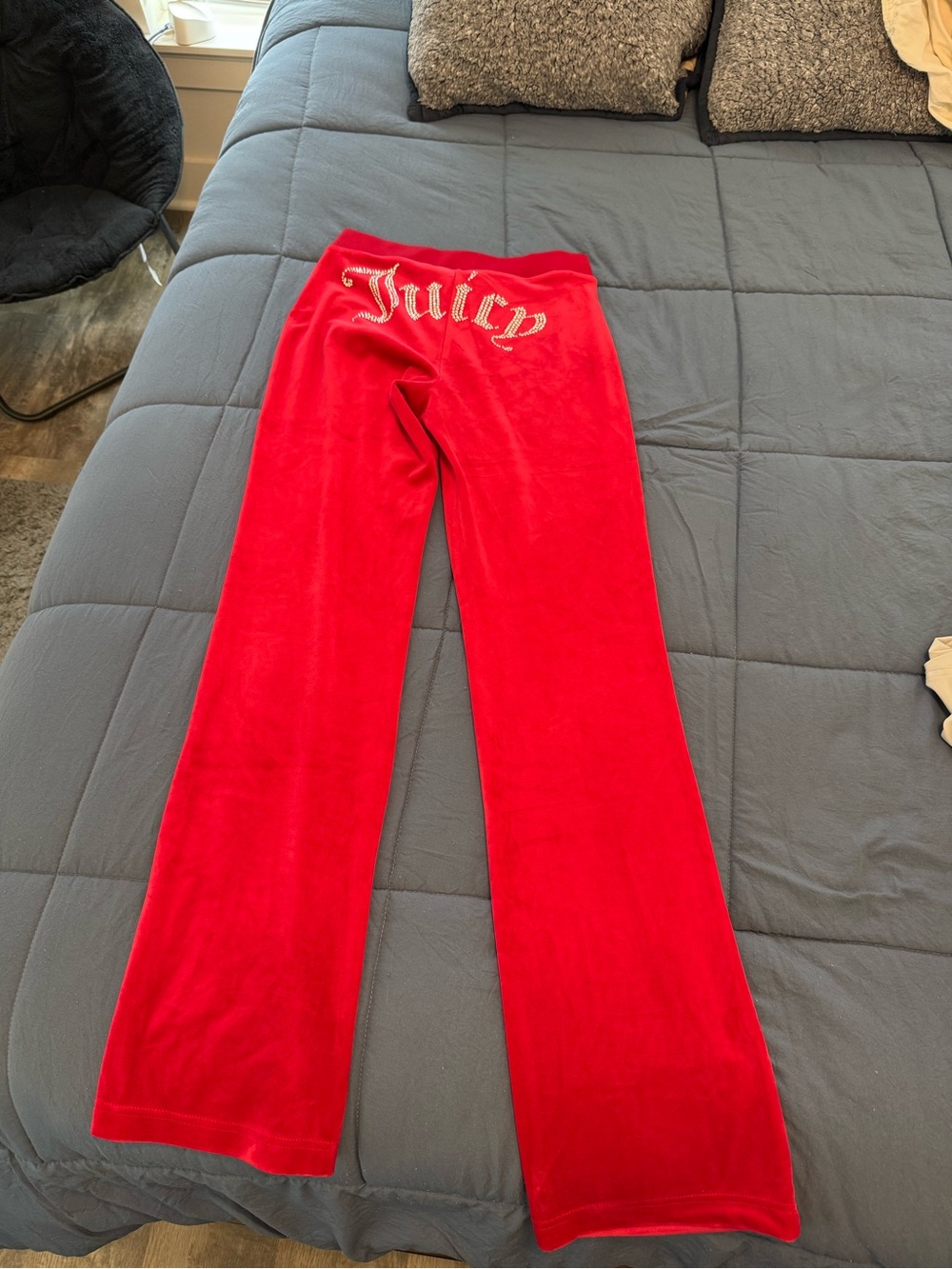 2024 Like New Juicy Couture Red Velour Women Bottoms with Juicy Logo